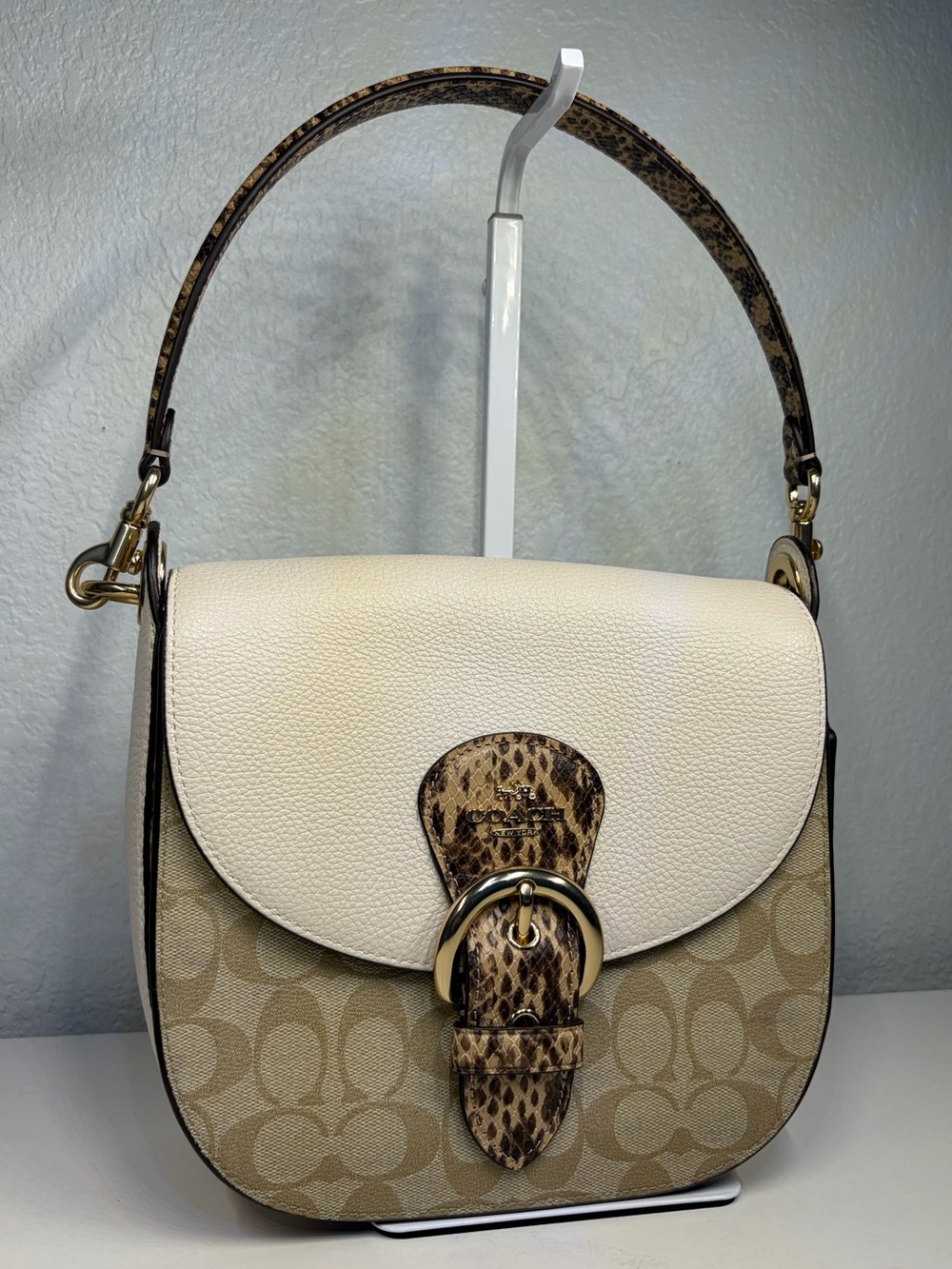 Coach Kleo Shoulder/ Crossbody Bag 23 in Blocked Signature Canvas - Picture 2 of 14
